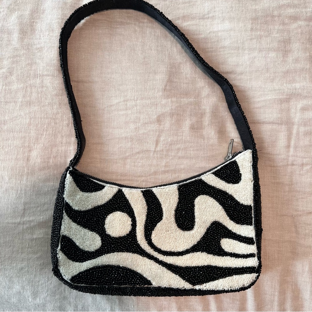 Black and White Patterned Women's Bag - Picture 2 of 5